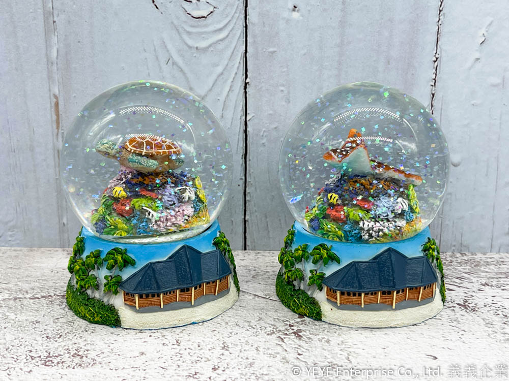 snowglobe-waterball - snowglobe waterball02